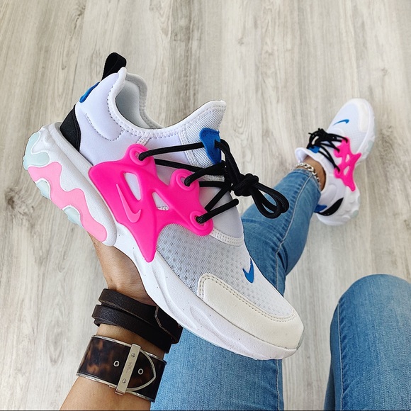 Nike Shoes - Nike react presto sneakers